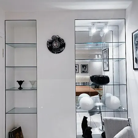 Vie D'acqua Piccola Venezia - Oberdan Center 公寓